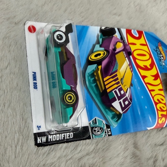 NIB Hot Wheels - Picture 6 of 7